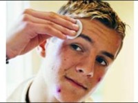 لوسیون جلبک،جدیدترین درمان جوش صورت