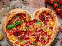 کالری پیتزا مارگاریتا چقدر است؟