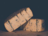 کالری پنیر گورگونزولا چقدر است؟