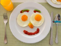 صبحانه سالم برای مدرسه با تزیین ساده